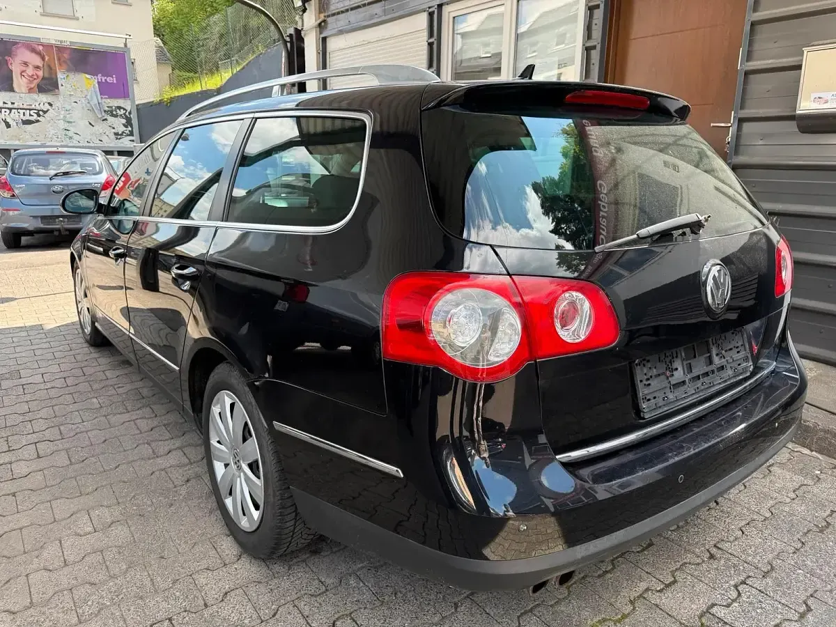 Gebraucht VW Passat 160 PS (117 kW) 2009 Schwarz Kombi