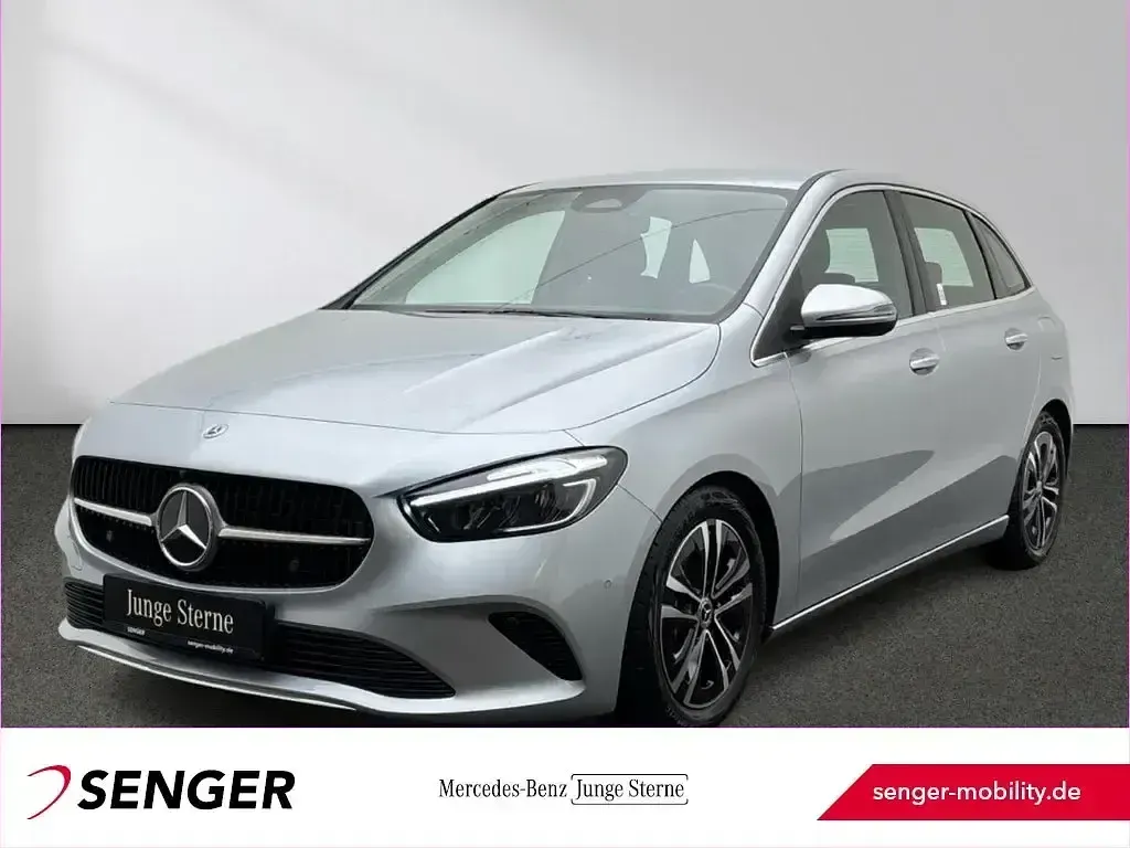 Gebraucht Mercedes B200 Advanced 163 PS (119 kW) 2025 Van / Kleinbus