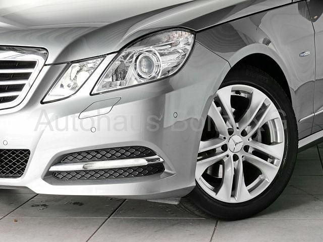 Gebraucht Mercedes E200 Avantgarde 184 PS (135 kW) 2011 Grau Limousine