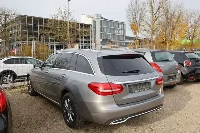 Gebraucht Mercedes C220 170 PS (125 kW) 2016 Silber Kombi