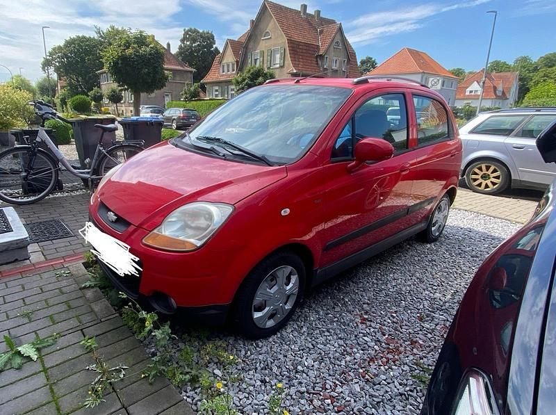 Rot Gebraucht 2008 Chevrolet Matiz Kleinwagen | 1.900 € - Bild 1/4
