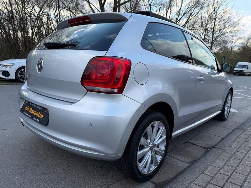 Gebraucht VW Polo Style 86 PS (63 kW) 2011 Silber Kleinwagen