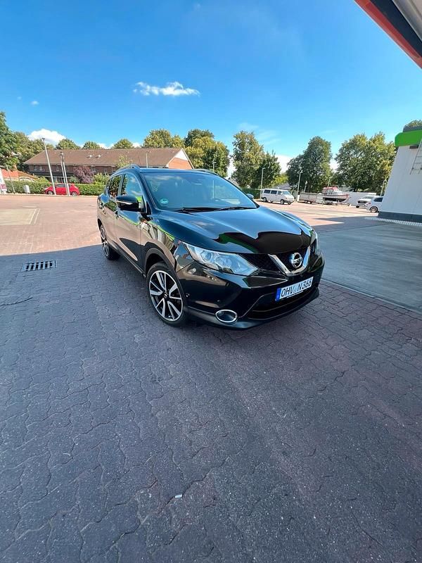 Schwarz Gebraucht 2014 Nissan Qashqai SUV | 8.300 € (Guter Preis) - Bild 1/4