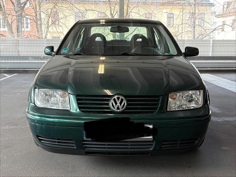 Gebraucht VW Bora 74 PS (54 kW) 1999 Limousine