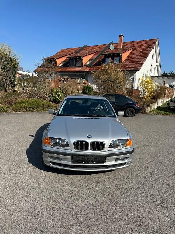 Gebraucht BMW 328 193 PS (141 kW) 1999 Silber Limousine