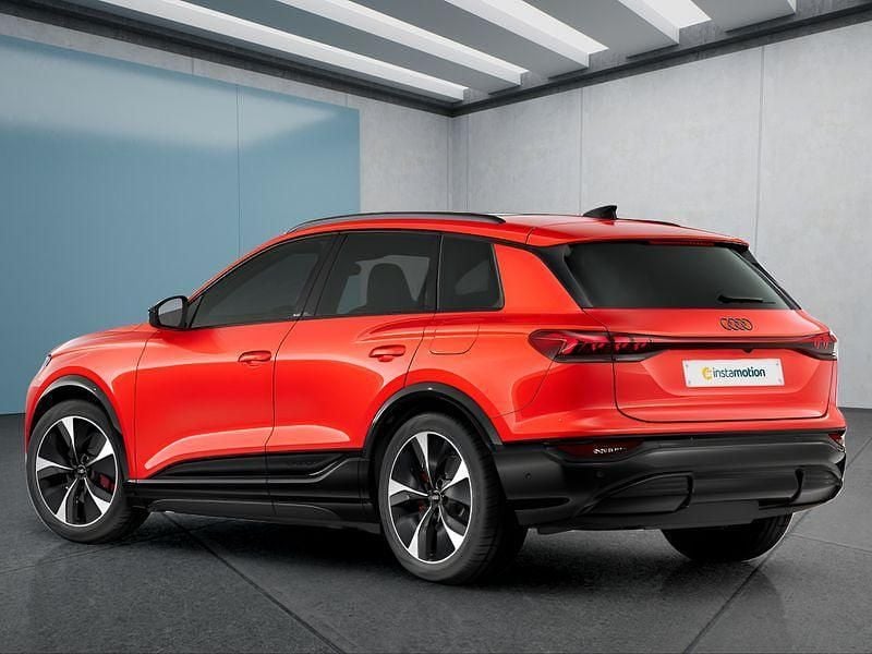 Gebraucht Audi SQ6 e-tron 359 kW (489 PS) 2025 Rot SUV