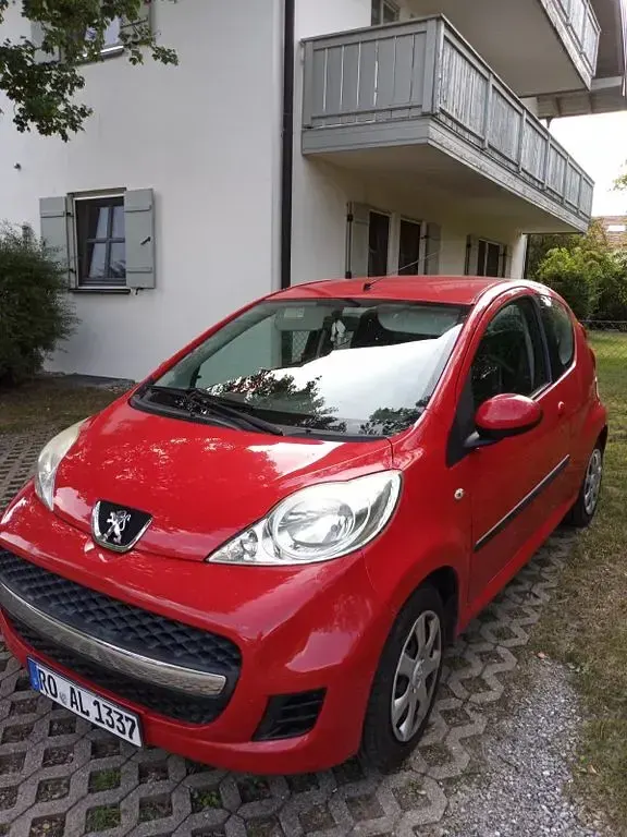 Gebraucht Peugeot 107 Filou 68 PS (50 kW) 2009 Rot Kleinwagen