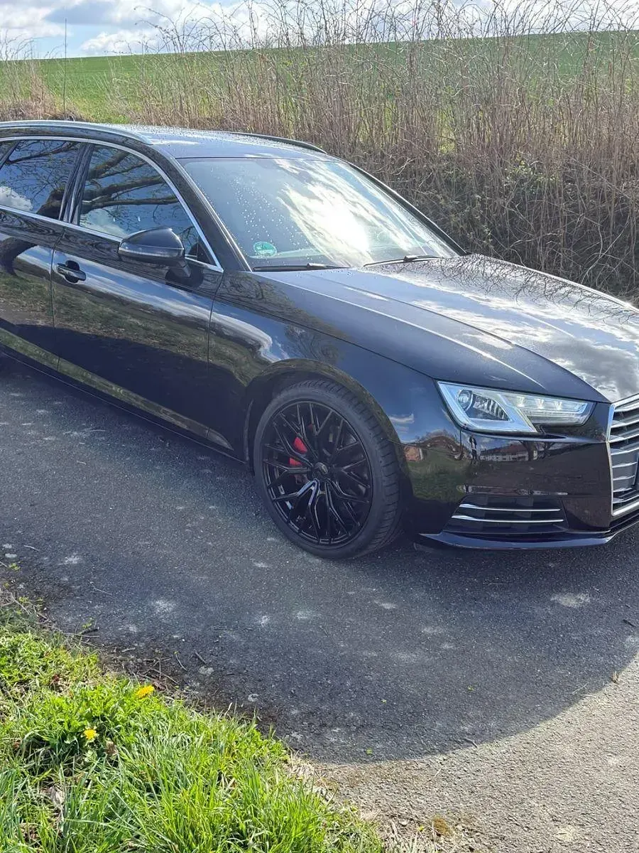 Gebraucht Audi A4 Sport 218 PS (160 kW) 2016 Schwarz Kombi