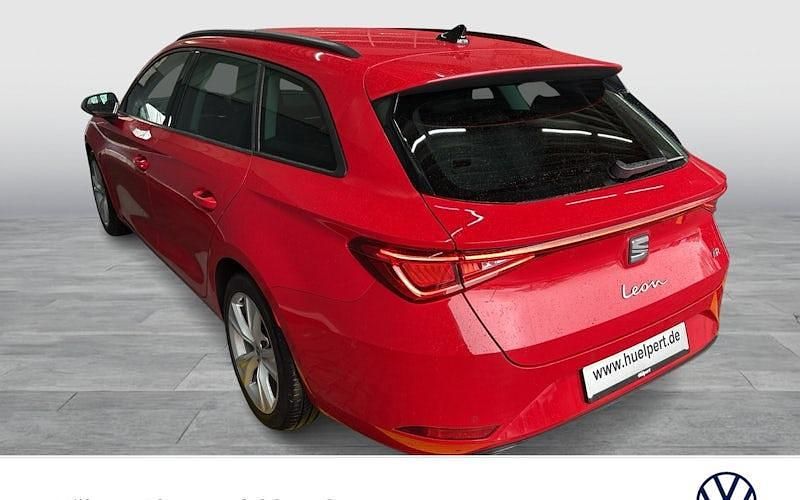 Gebraucht Seat Leon ST FR 150 PS (110 kW) 2022 Reinrot Kombi