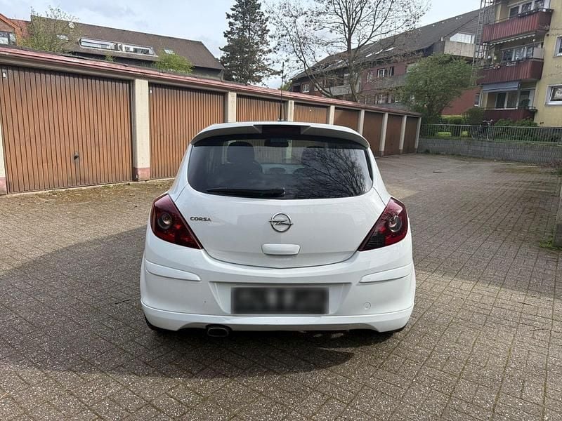 Gebraucht Opel Corsa OPC 105 PS (77 kW) 2011 Weiß Kleinwagen