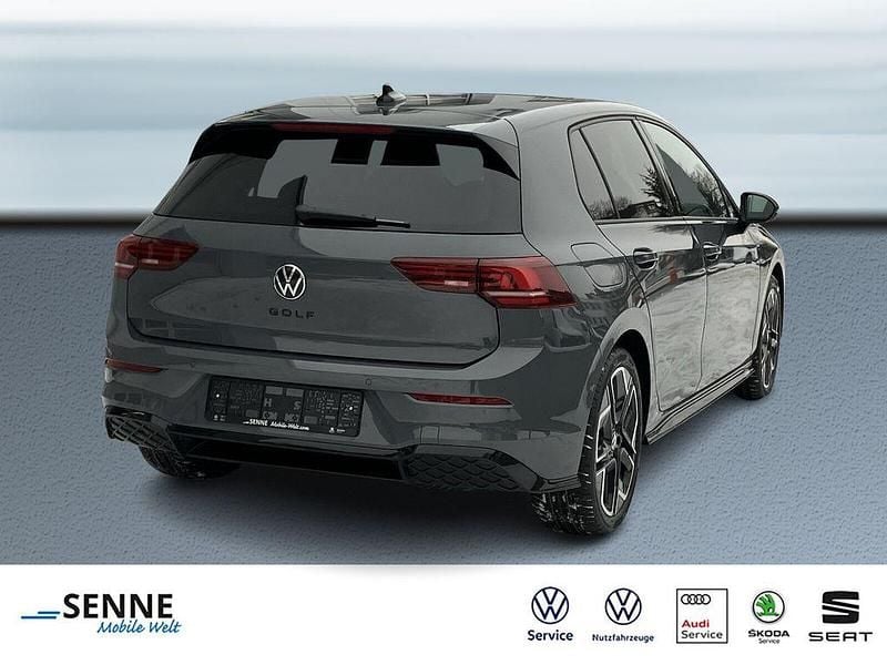 Neu VW Golf VIII R-line 150 PS (110 kW) 2026 Mondsteingrau Limousine
