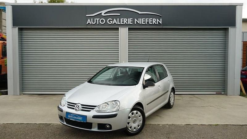 Gebraucht VW Golf V Trendline 116 PS (85 kW) 2006 Silber Limousine