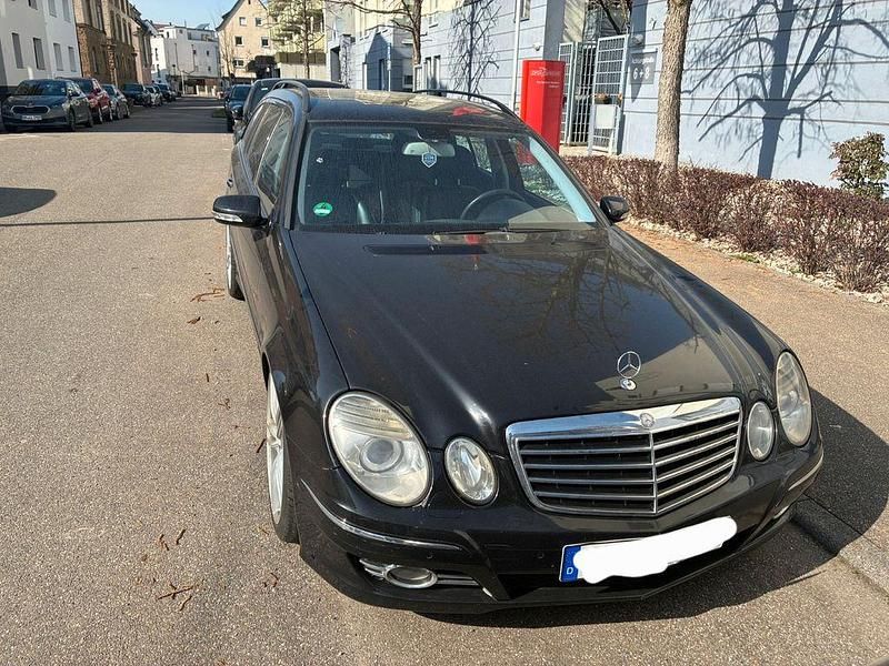 Gebraucht Mercedes E320 Elegance 224 PS (164 kW) 2007 Schwarz Limousine