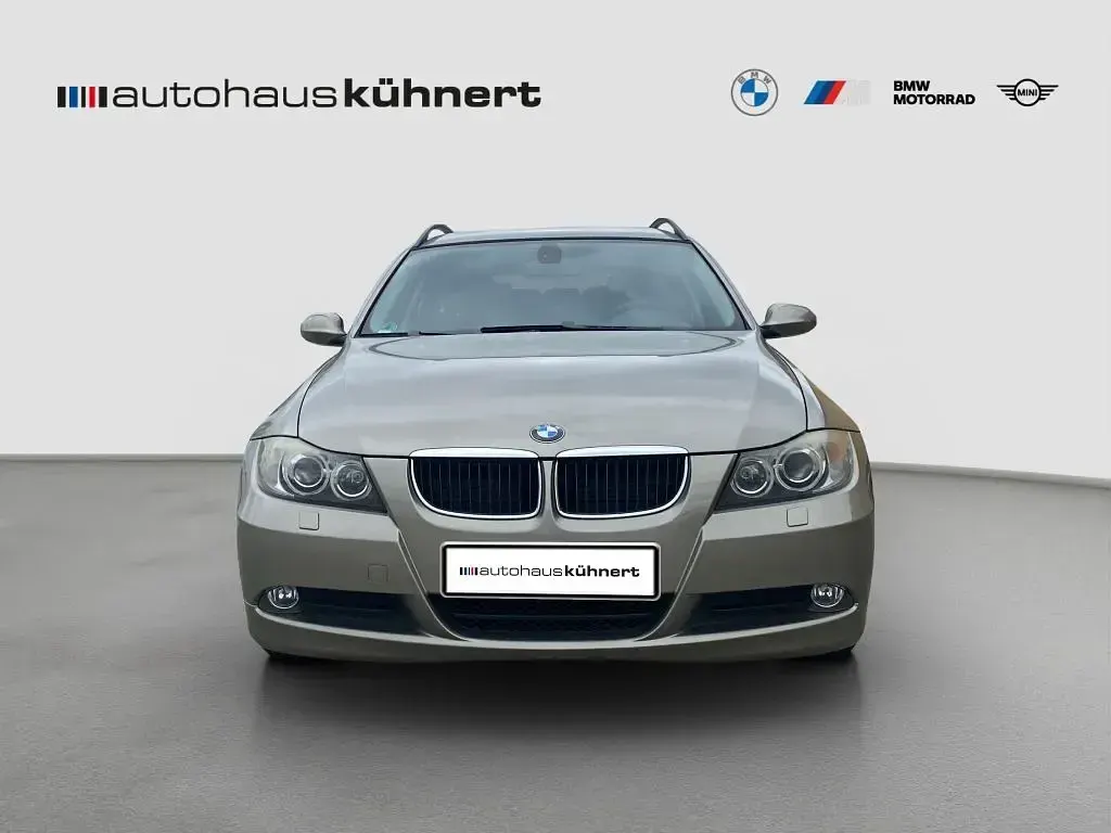 Gebraucht BMW 318 143 PS (105 kW) 2008 Braun Kombi