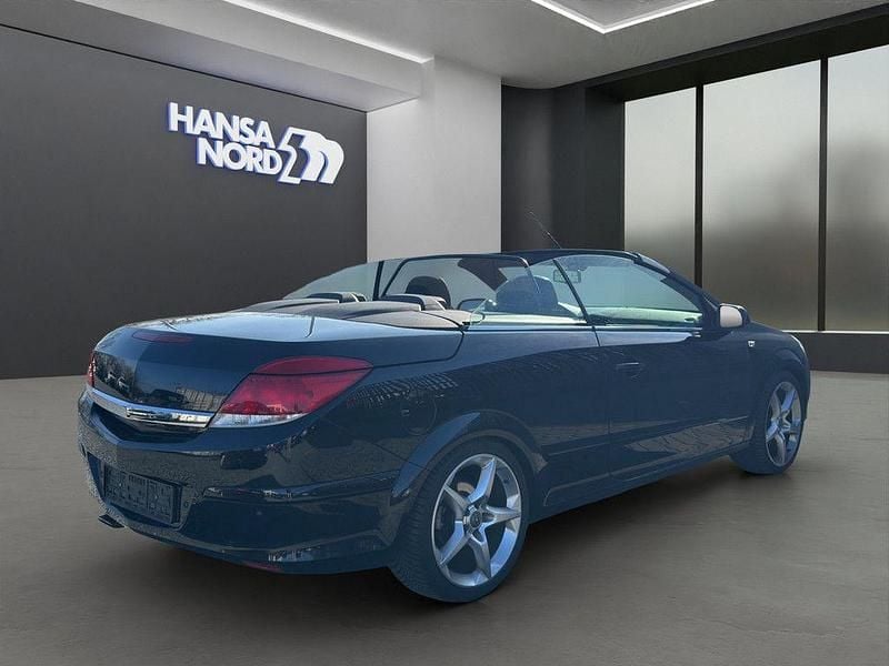 Gebraucht Opel Astra 200 PS (147 kW) 2007 Schwarz / saphirschwarz (metallic) Coupé