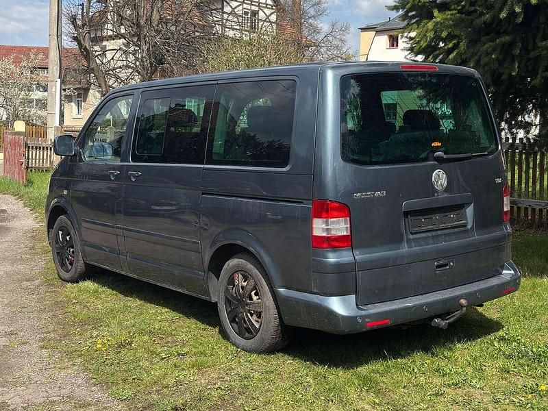 Gebraucht VW T5 Highline 131 PS (96 kW) 2004 Grau Van