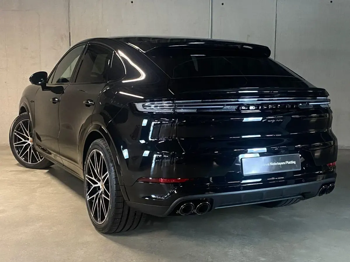 Neu Porsche Cayenne E-Hybrid Coupe Black Edition 470 PS (345 kW) 2026 Chromitschwarzmetallic SUV