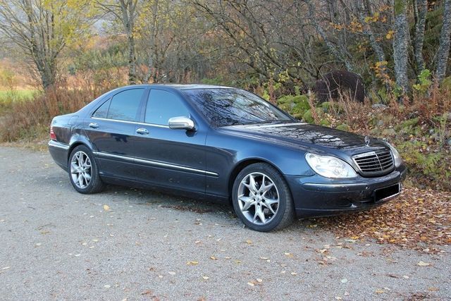 Schwarz Gebraucht 2001 Mercedes S400 Limousine | 5.870 € (Guter Preis) - Bild 1/4
