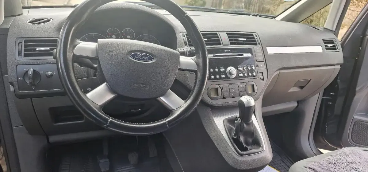 Gebraucht Ford Focus 115 PS (84 kW) 2005 Grau Van / Kleinbus