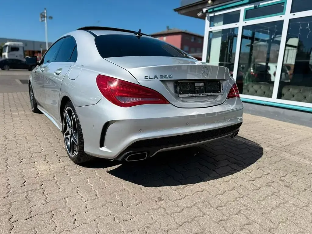 Gebraucht Mercedes CLA200 AMG line 156 PS (114 kW) 2013 Silber Coupé