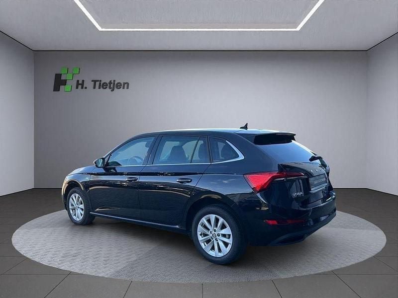 Gebraucht Skoda Scala Ambition 150 PS (110 kW) 2023 Schwarz Kleinwagen