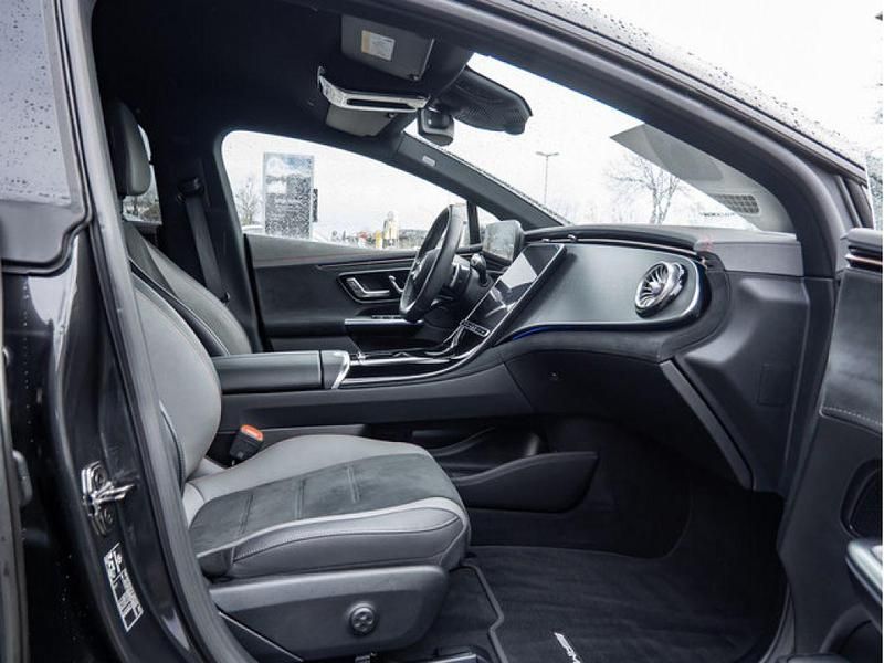 Gebraucht Mercedes EQE300 Advanced Plus 180 kW (245 PS) 2025 Grau / graphitgrau Limousine