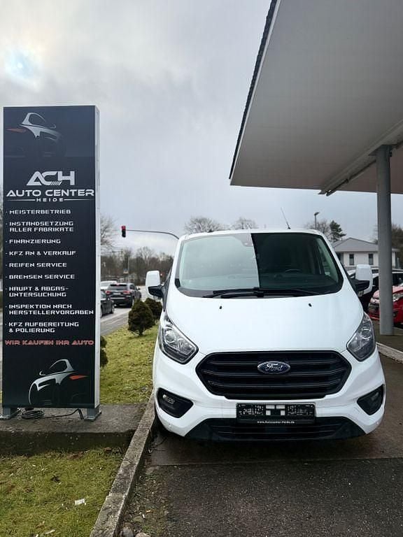 Gebraucht Ford Transit Custom 131 PS (96 kW) 2022 Weiß Limousine