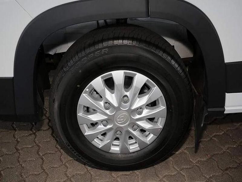 Gebraucht Maxus EV80 110 kW (150 PS) 2024 Weiss Van