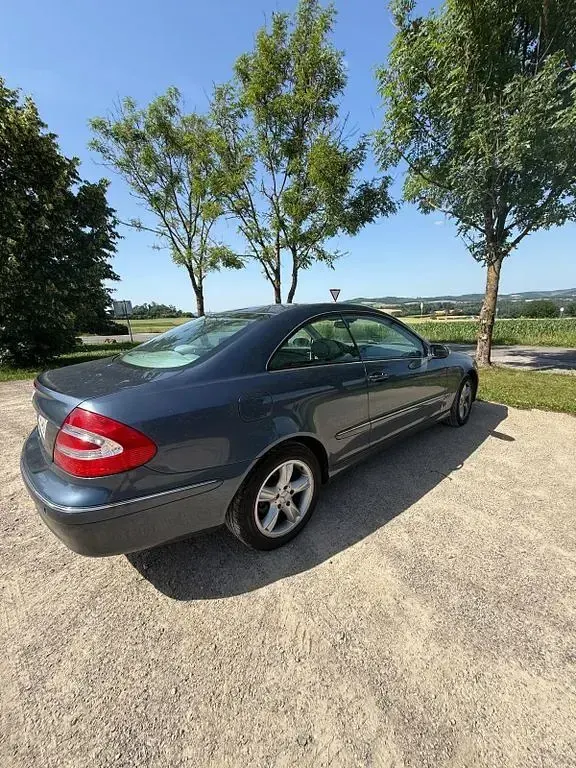 Gebraucht Mercedes CLK200 Elegance 163 PS (119 kW) 2005 Blau Coupé