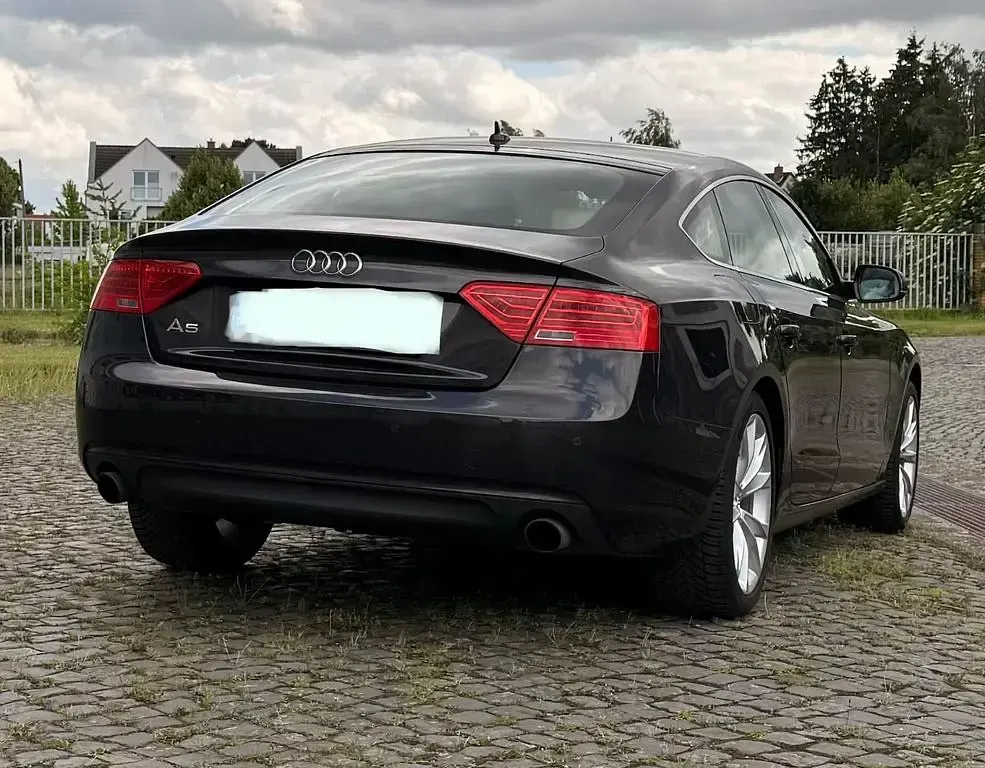 Gebraucht Audi A5 Sportback 144 PS (105 kW) 2015 Grau Kleinwagen
