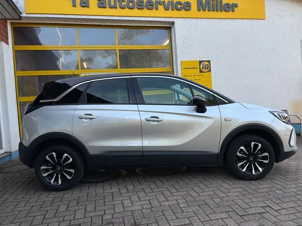 Gebraucht Opel Crossland 110 PS (80 kW) 2024 Silber SUV