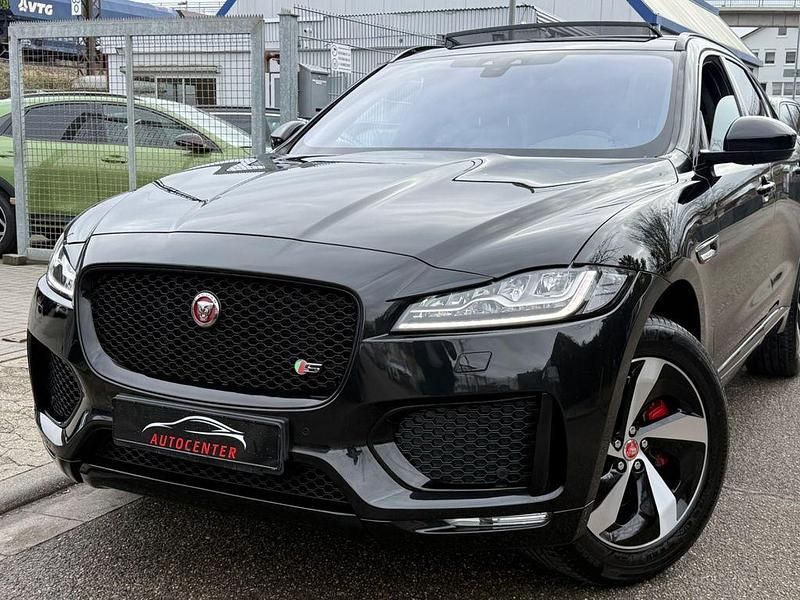Gebraucht Jaguar F-Pace First Edition 300 PS (220 kW) 2016 Schwarz SUV