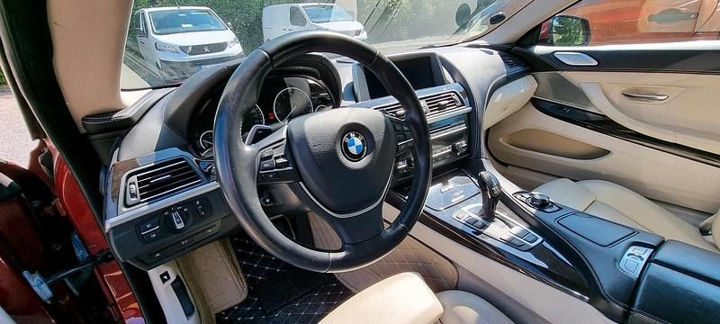 Gebraucht BMW 640 Comfort Edition 320 PS (235 kW) 2011 Rot Coupé