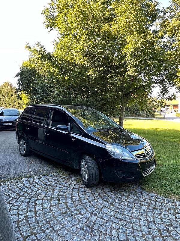 Gebraucht 2008 Opel Zafira Van / Kleinbus | 2.099 € (Etwas zu teuer) - Bild 1/4