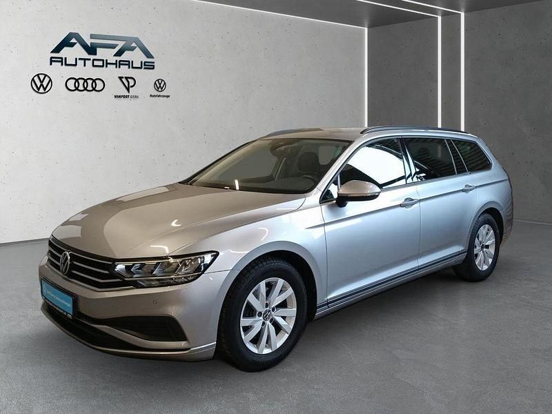 Gebraucht VW Passat Conceptline 150 PS (110 kW) 2023 Silber Kombi