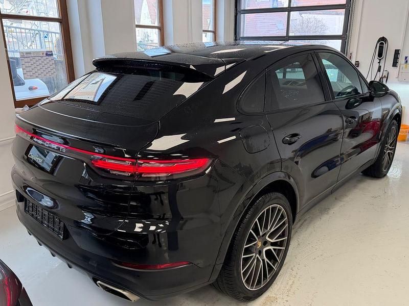 Gebraucht Porsche Cayenne 462 PS (339 kW) 2021 Schwarz SUV