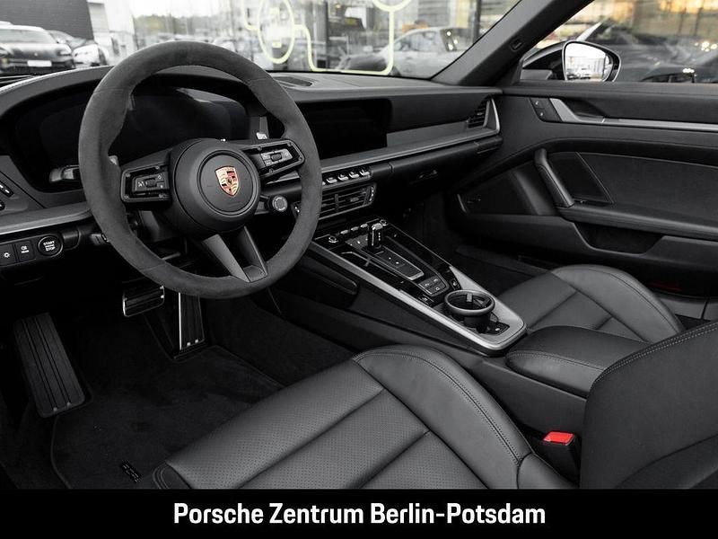 Gebraucht Porsche 911 Carrera Cabriolet 394 PS (289 kW) 2025 Tiefschwarzmetallic Cabrio