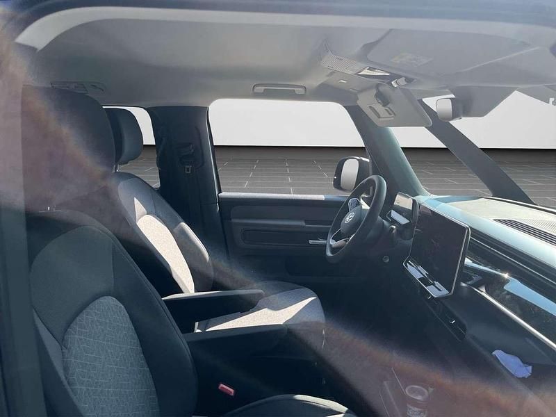 Gebraucht VW ID. Buzz Pure 125 kW (170 PS) 2025 Monosilber metallic (metallic) Van / Kleinbus