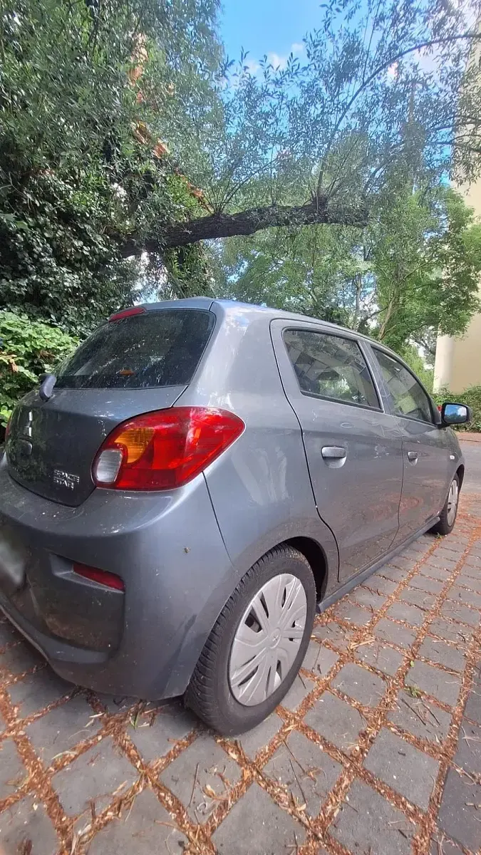 Gebraucht Mitsubishi Space Star 71 PS (52 kW) 2016 Grau Kleinwagen