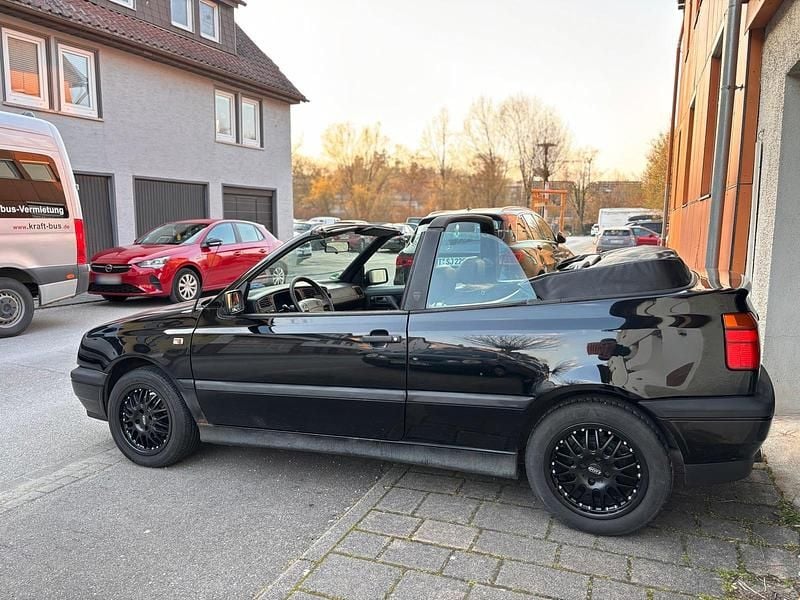 Gebraucht VW Golf Cabriolet 75 PS (55 kW) 1997 Schwarz Cabrio