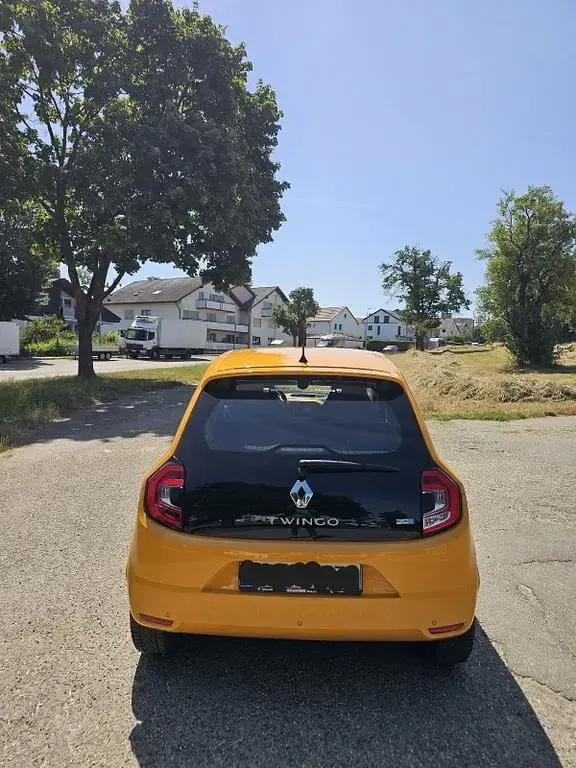 Gebraucht Renault Twingo Zen 60 kW (82 PS) 2021 Gelb Kleinwagen
