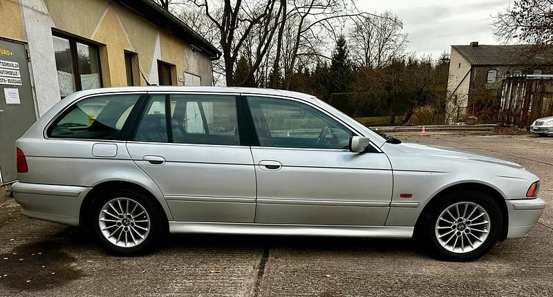 Gebraucht BMW 525 2002 Silber Kombi
