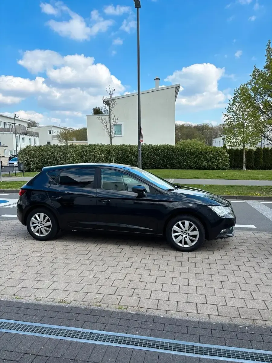 Gebraucht Seat Leon 105 PS (77 kW) 2014 Schwarz Limousine