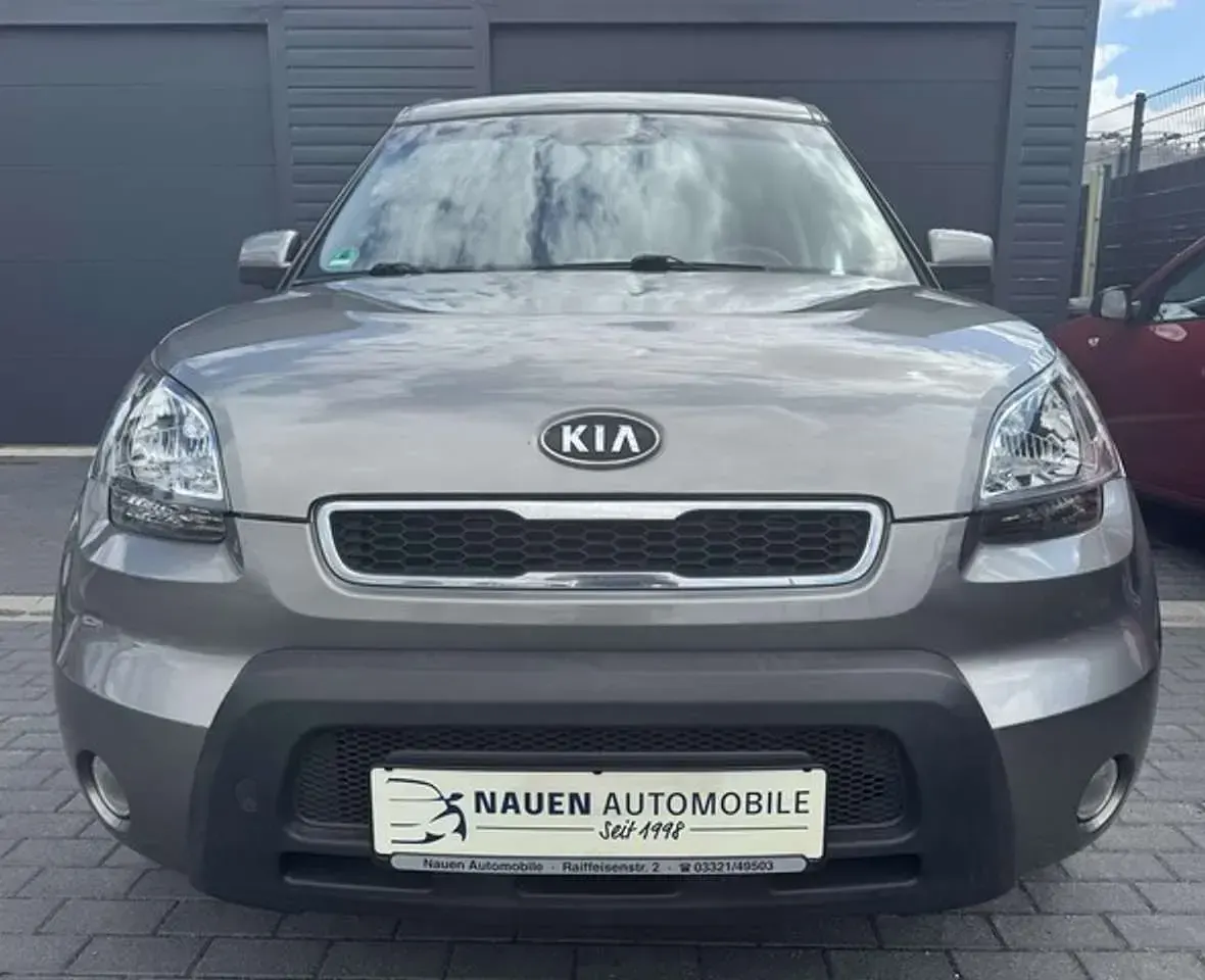 Gebraucht Kia Soul Spirit 126 PS (92 kW) 2009 Silber/grau SUV