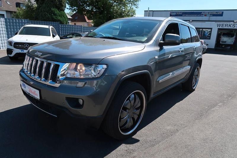 Grau Gebraucht 2012 Jeep Grand Cherokee Overland SUV | 15.000 € (Superpreis) - Bild 1/4