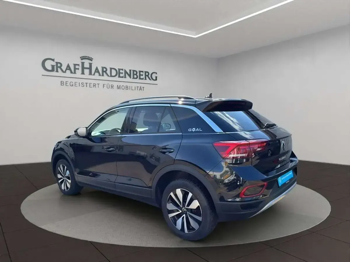 Gebraucht VW T-Roc Goal 150 PS (110 kW) 2025 Deep black perleffekt SUV