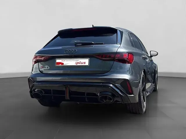 Neu Audi RS3 Sportback Comfort 400 PS (294 kW) 2026 Grau Kleinwagen