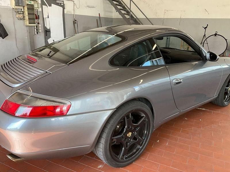 Metallic Gebraucht 2001 Porsche 911 Carrera | 29.920 € (Superpreis) - Bild 1/3