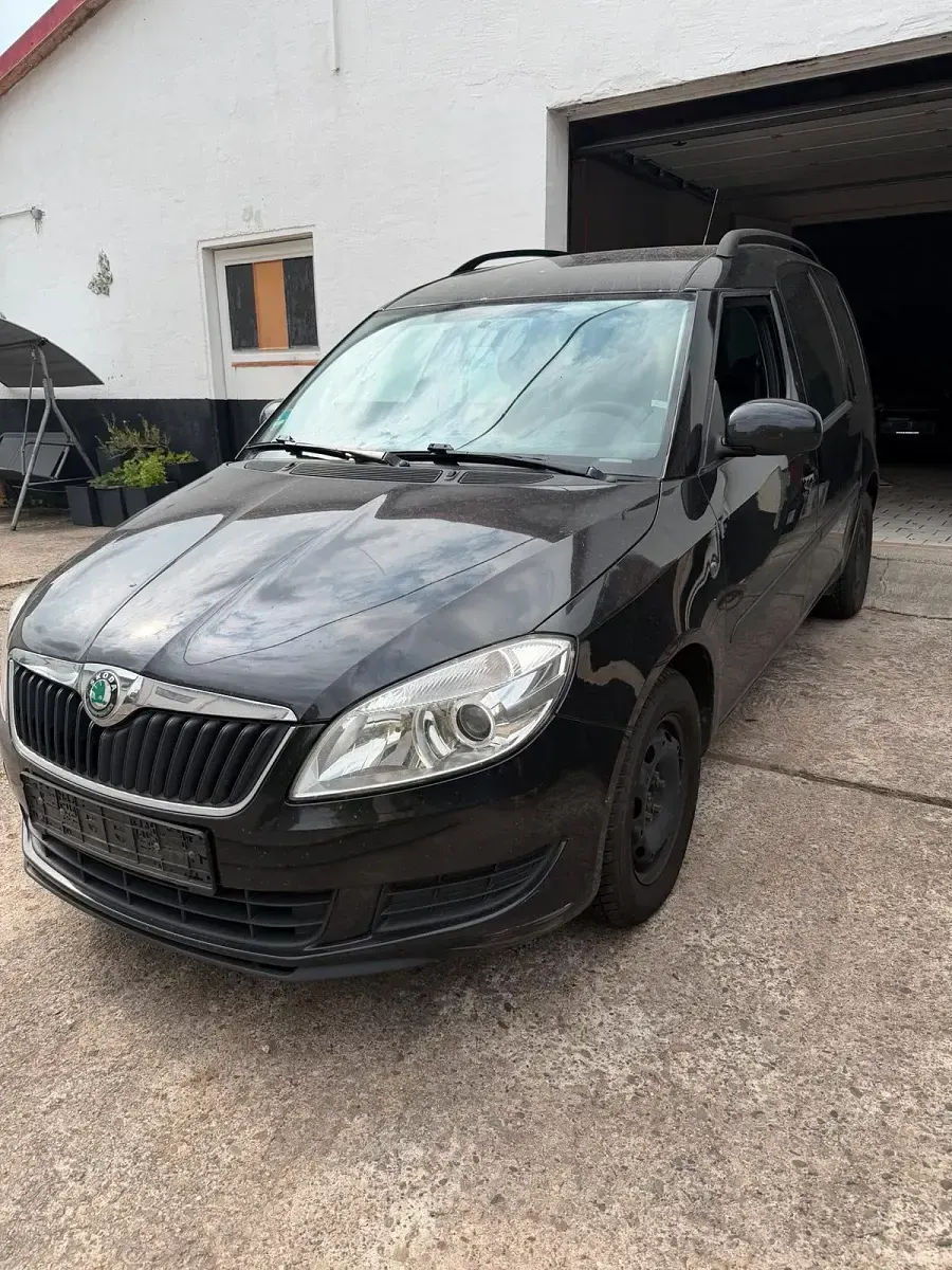 Gebraucht Skoda Roomster 86 PS (63 kW) 2010 Schwarz Van / Kleinbus