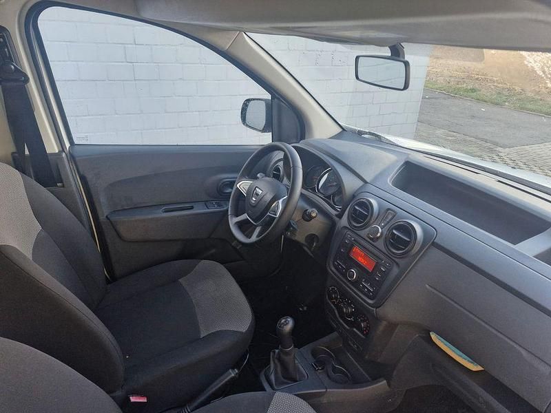 Gebraucht Dacia Dokker 90 PS (66 kW) 2019 Weiß Van / Kleinbus